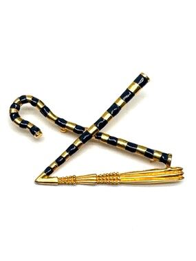 Vintage MMA Gold Tone Enamel Egyptian Crook and Flail Brooch 1976 Tutankhamun
